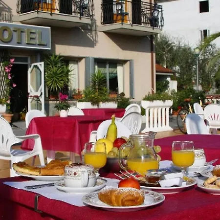Hotel Ristorante San Matteo San Bartolomeo Al Mare