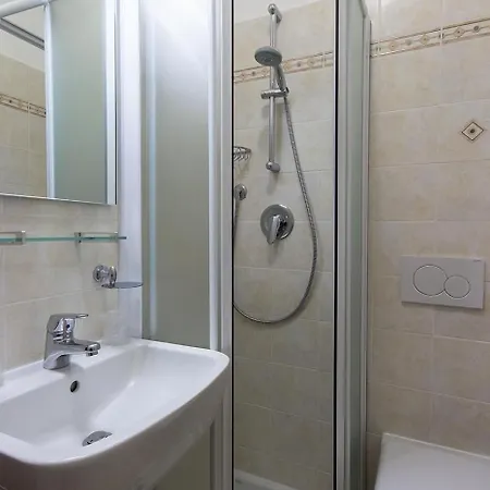 圣马特奥阿伯戈里斯托兰特酒店 酒店 圣巴特罗摩艾美尔